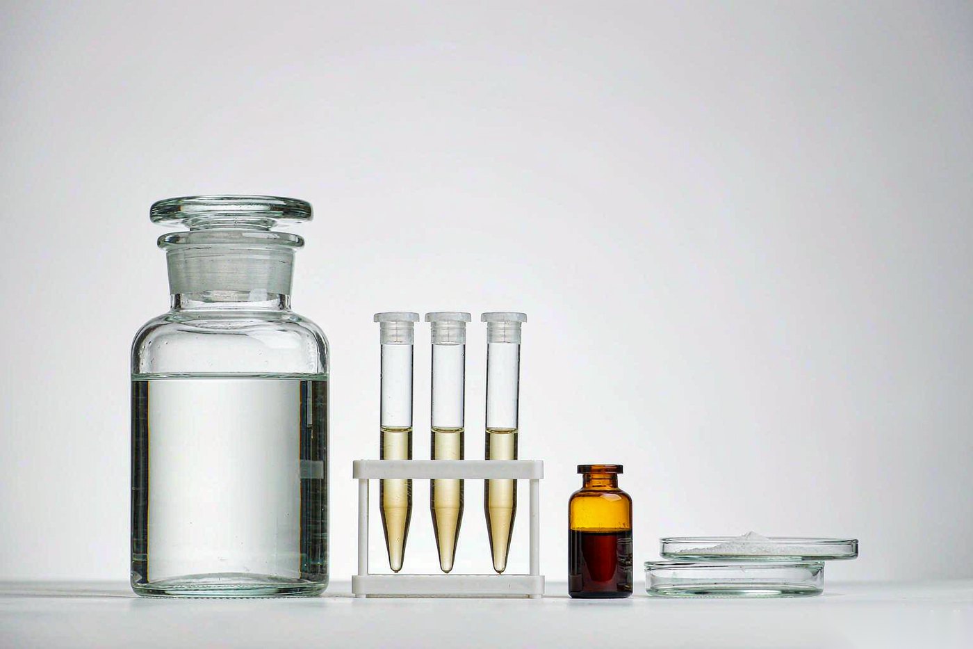 Trace Pre-treatment of Pesticides & POPs in Water Samples
